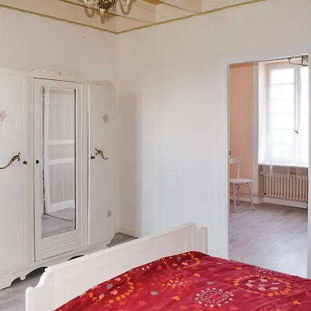 Amazing In W/ 4 Bedrooms&wifi Vakantiehuis *